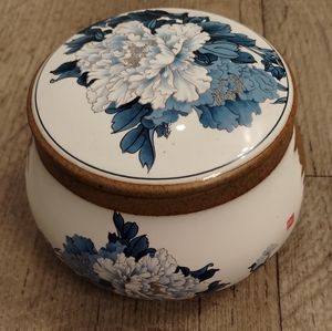 Ceramic Trinket Jar Blue and White Flowers Stamped on Bottom Pottery Art Design